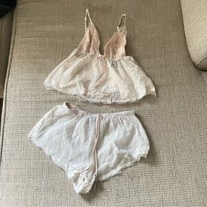 Victoria’s Secret two piece set women’s size Xs white lace